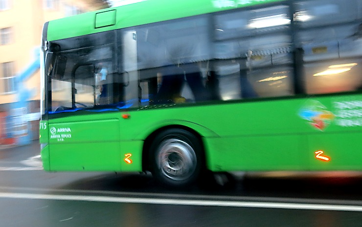 Nový autobus pro krajskou dopravu v typické zelené barvě. Foto: Oldřich Hájek