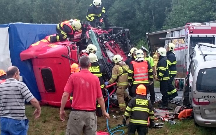 Jedna z nejtragičtějších nehod se stala vloni v červenci u Prunéřova.