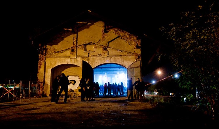 Festival v kulisách chomutovského nádraží. Foto: Miloš Štáfek Festival v kulisách chomutovského nádraží. Foto: Miloš Štáfek