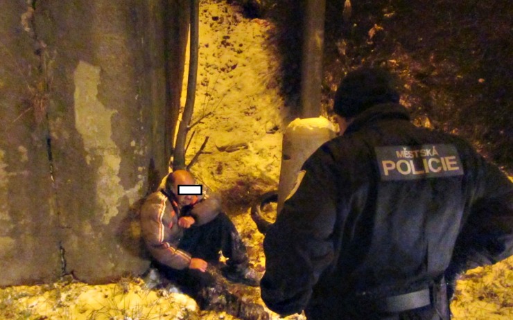 Promrzlý muž. Foto: Měp Chomutov Promrzlý muž. Foto: Měp Chomutov