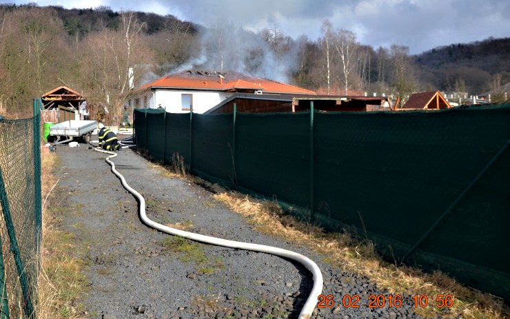 Požár domu v Drmalech. Foto: hasiči Požár domu v Drmalech. Foto: hasiči