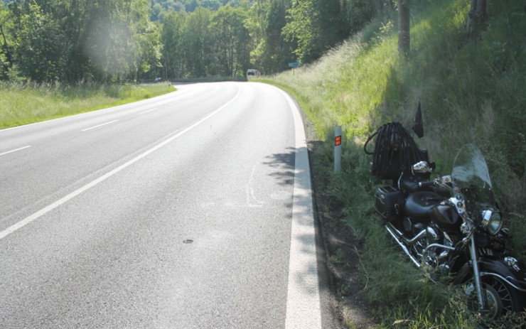 Havarovaný motocykl. Foto: Policie ČR