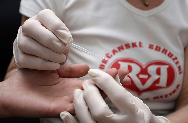 Bezplatným testováním na HIV se kromě lékařských zařízení zabývá i několik organizací. Kromě K-center třeba Rozkoš bez rizika. Foto: R-R Bezplatným testováním na HIV se kromě lékařských zařízení zabývá i několik organizací. Kromě K-center třeba Rozkoš bez rizika. Foto: R-R