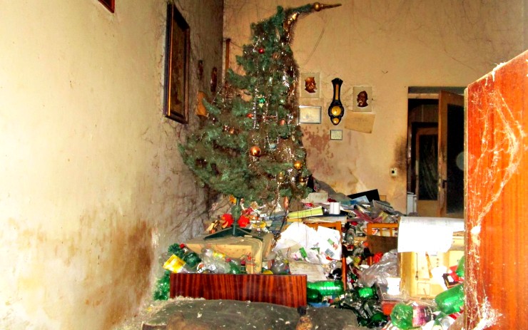 Zdevastovaný byt. Foto: 4xMěp Chomutov Zdevastovaný byt. Foto: 4xMěp Chomutov