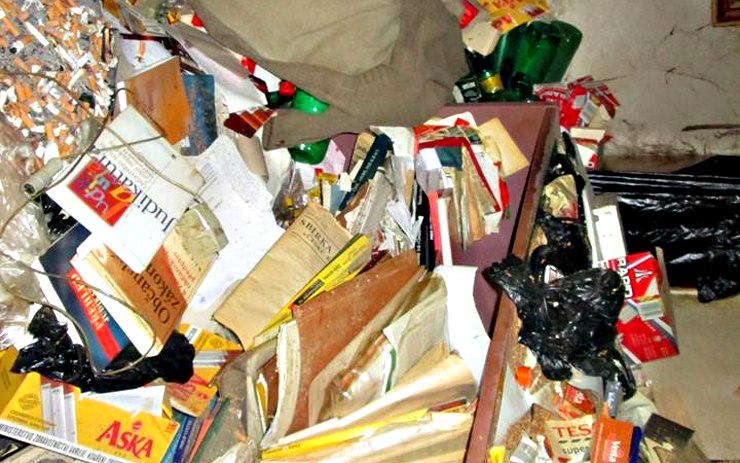 Zdevastovaný byt. Foto: 4xMěp Chomutov Zdevastovaný byt. Foto: 4xMěp Chomutov