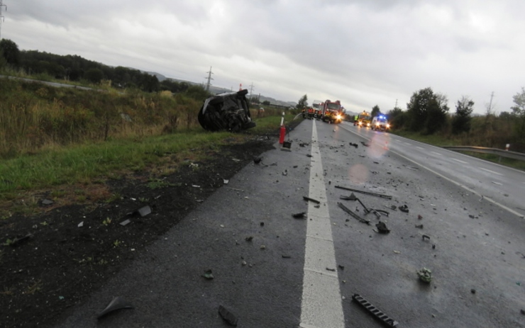 Následky havárie u Ostrova nad Ohří. Foto: Policie ČR