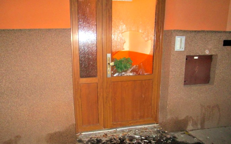 1611dvere1