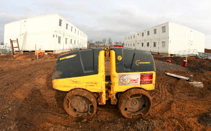 Stavba zázemí občanské vybavenosti v zóně Triangle. Foto: Michal Hrdlička