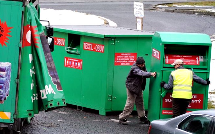 Nový velkokapacitní kontejner. Zdroj: Facebook města Jirkov