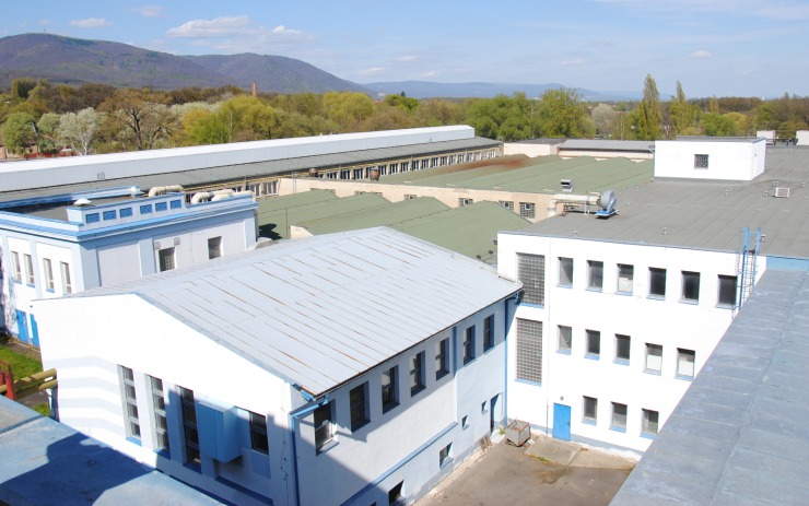 Město zvažuje, že koupí bývalý závod Preciosy. Dalším zájemcem je ázerbajdžánský výrobce pytlů