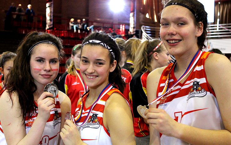 OBRAZEM: Slzy a pot, takové bylo finále mistrovství České republiky dívek U14 v basketbale!