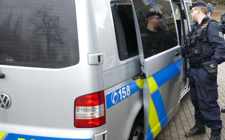 Noční střelba v Chomutově: Policisté budou dnes chtít poslat podezřelého do vazby