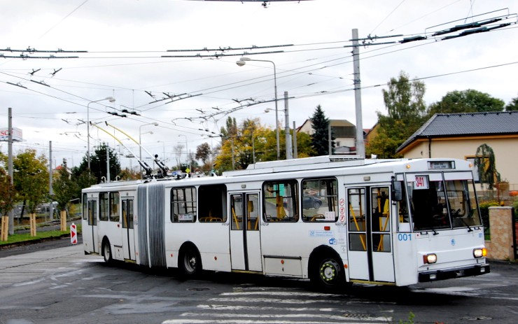 Výluka trolejbusů v Jirkově! Tři měsíce nebudou zajíždět k Horníku