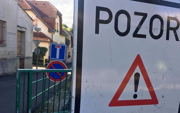 Řidiči, pozor na uzavírku v Klášterci. Bude trvat tři dny