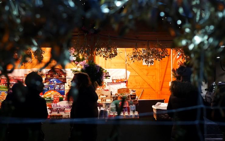 DOBRÁ ZPRÁVA: Prodejci na vánočních trzích v Kadani dodrželi všechny povinnosti