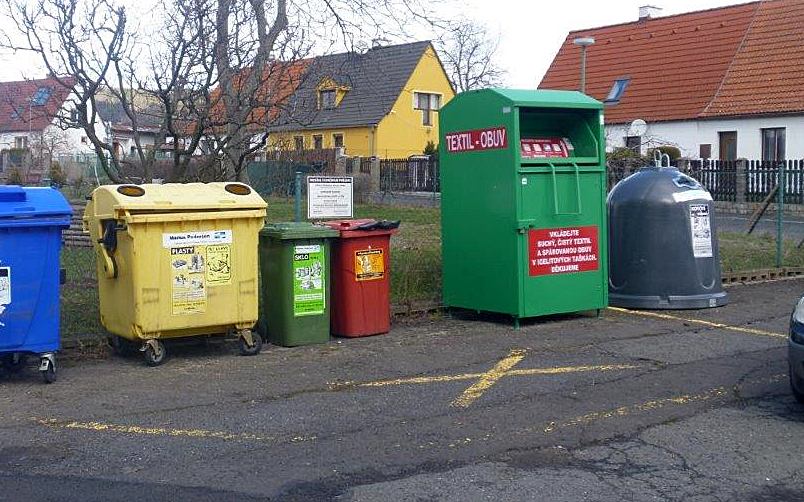 V Klášterci byly přistaveny kontejnery na biologický a kovový odpad. Tady je najdete