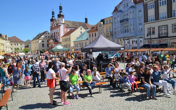 Krušnohorský regiofest v Chomutově oslavoval regionální produkty