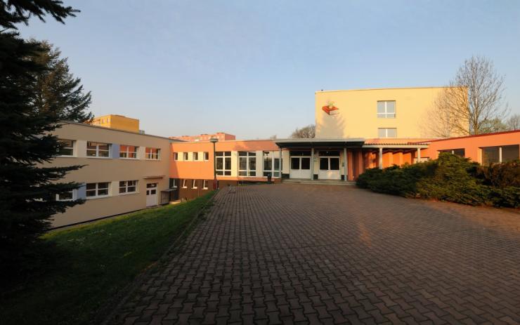 PŘEHLED: Tyto školy na Chomutovsku se připojí ve středu k celostátní stávce učitelů