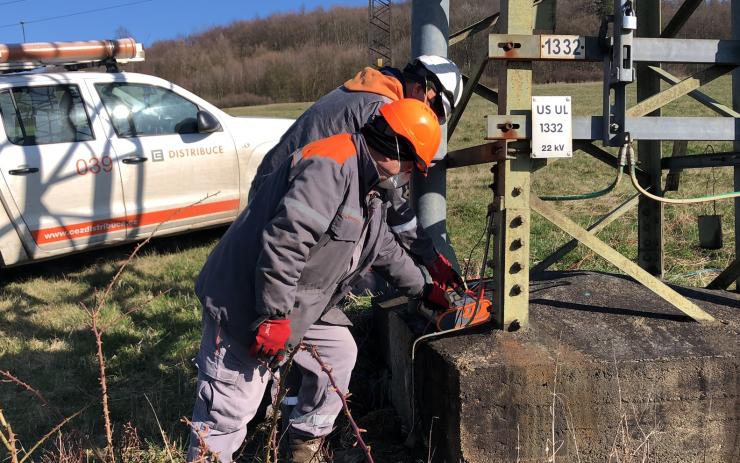 Léta s letáky končí! ČEZ mění způsob oznamování plánovaných odstávek elektřiny