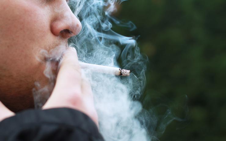Kuřáci si zkracují život o 15 let. Co se stane s vaším tělem, když přestanete kouřit?