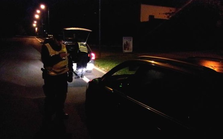 Noční jízda Kláštercem měla pro řidiče (41) nečekaný konec, musel doprovodit policisty na služebnu