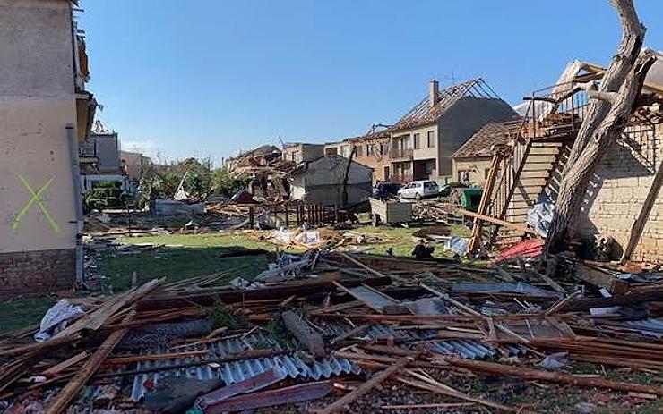 Pojišťovny sčítají škody ničivého tornáda, mohou jít až do miliard!