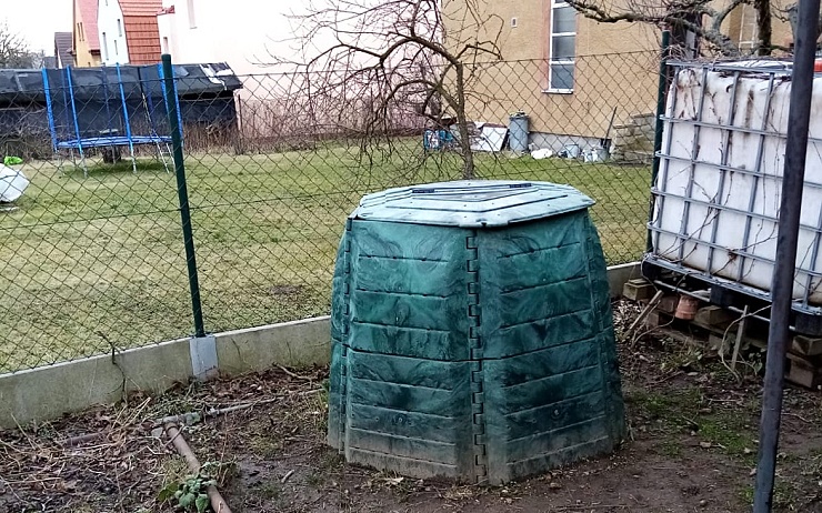 Jirkov nabízí poslední volné kompostéry, je možné si je vyzvednout