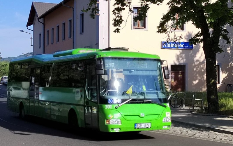 Vlaky mají od zítřka stopku. Nahradí je autobusová doprava