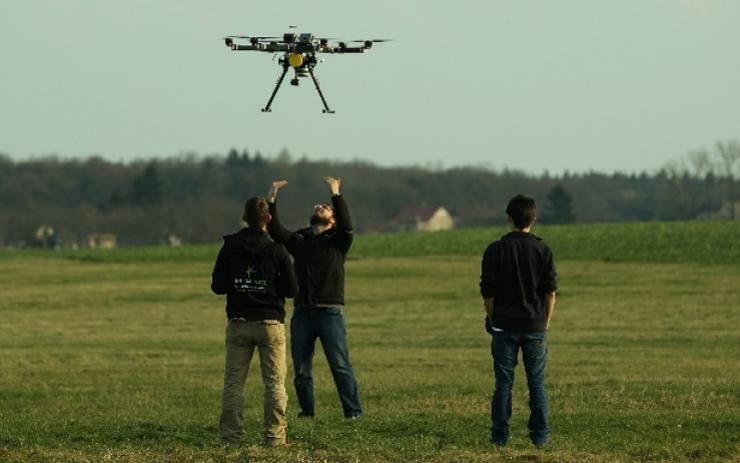 Studenti chebského gymnázia se probojovali do národního finále vědecké soutěže CanSat