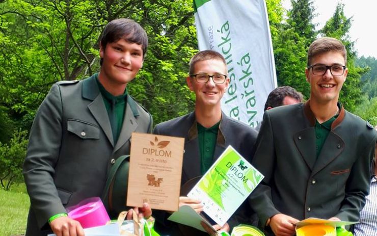 Studenti lesnické školy ve Žluticích zabodovali v soutěži Mladí lidé v evropských lesích