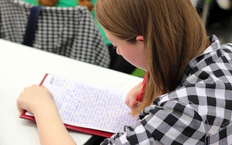 Kam po základce? Střední školy v Karlovarském kraji se opět představí studentům