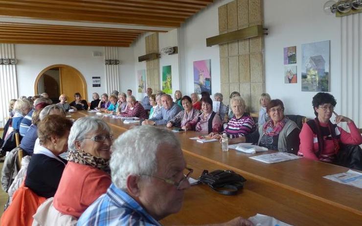 10. ročník Senior akademie vyvolal rekordní zájem. Rozhodlo se ho absolvovat 55 seniorů