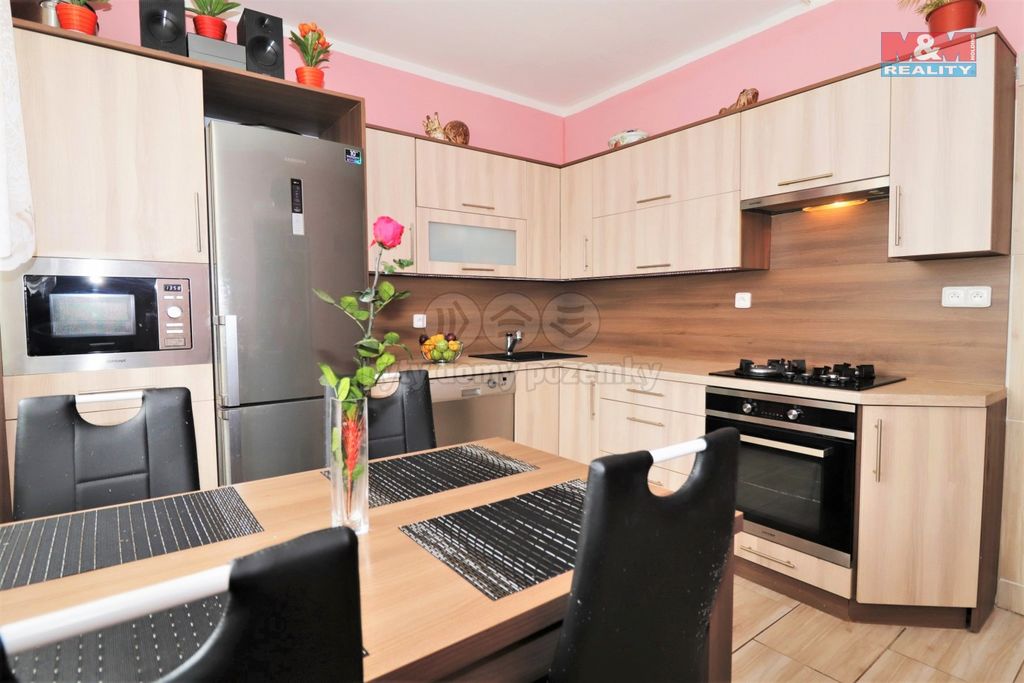 3110 karlov c