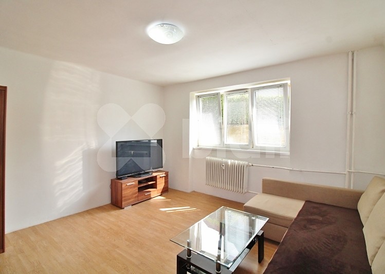 1311 karlov d
