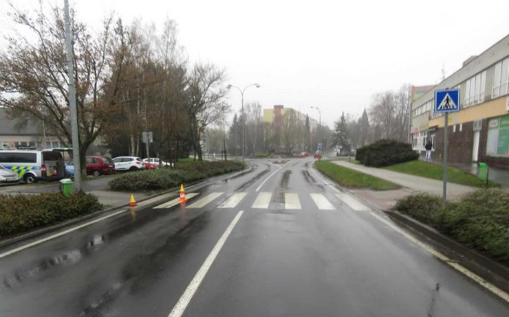 Na tomto přechodu srazilo auto chodkyni. Policie hledá svědky