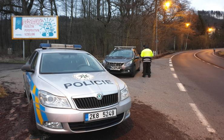 Další dopravní akce v Karlovarském kraji: Policisté se zaměřili na alkohol a drogy za volantem