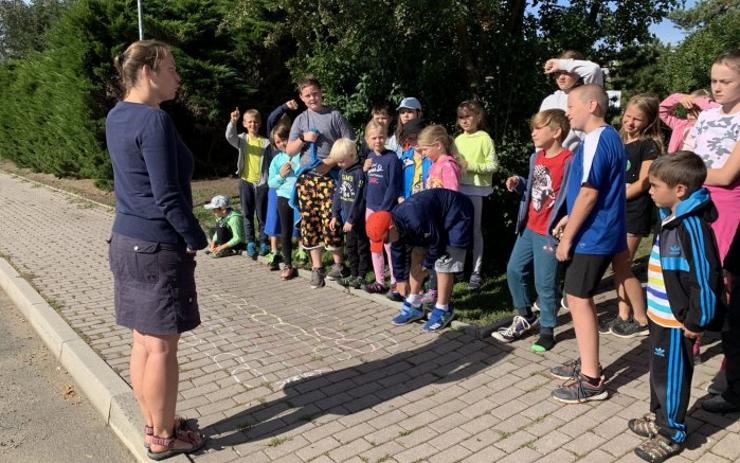 Jak zabavit děti o prázdninách? Krajská knihovna pořádá dva turnusy letních příměstských táborů