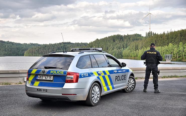 Rybáři pozor! Vodní nádrž Horka je pod dohledem policistů, za porušení zákazu hrozí tučná pokuta