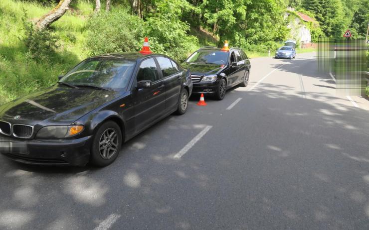 FOTO: Policie hledá svědky nehody u Horního Slavkova, pomoci mohou i záznamy z kamer