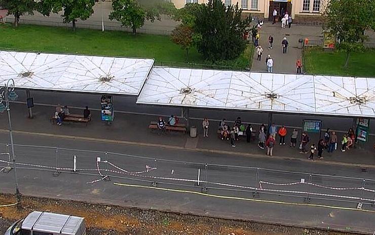 Z deníku strážníků: Dovolená v Karlových Varech začala pro ženu z Ostravy pátrací akcí po její kabelce