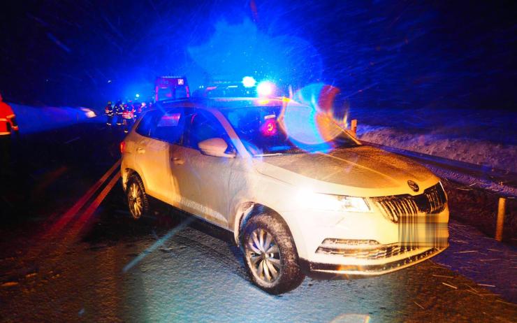 Jak došlo k hromadné nehodě u Žlutic? Policie sdělila detailní informace