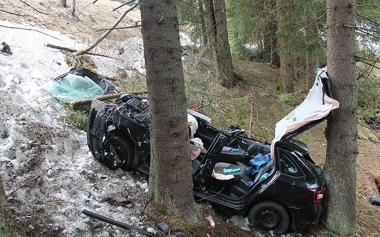 Policejní podrobnosti k nehodě u abertamské křižovatky: Muž se nevrátil domů z práce, hledali ho po nemocnicích i v Německu