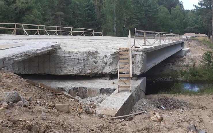 Ředitelství silnic a dálnic hlásí zastavení oprav mostů na silnici do Plzně 