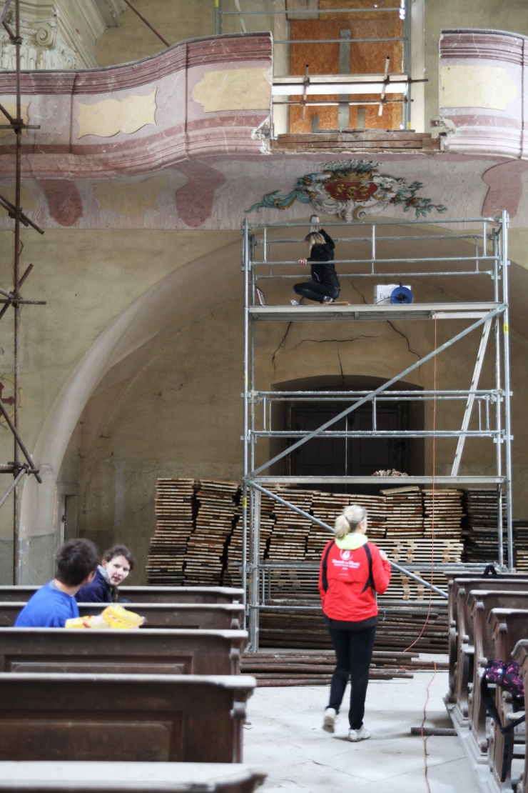 Studenti historie ústecké univerzity vrací památkám život. Zdroj: UJEP Ústí nad Labem