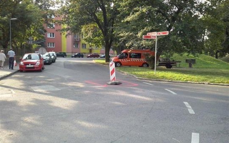 Místo s propadlinou. Foto: Město Lovosice