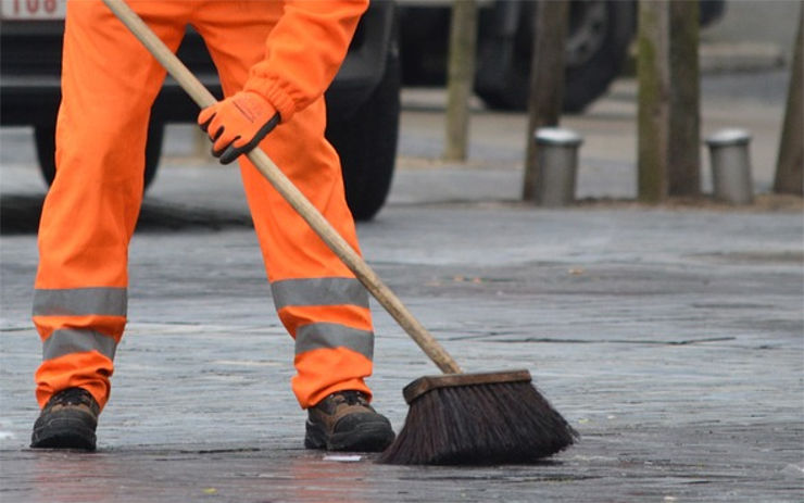 Nezapomeňte přeparkovat! Proběhne blokové čištění ulic