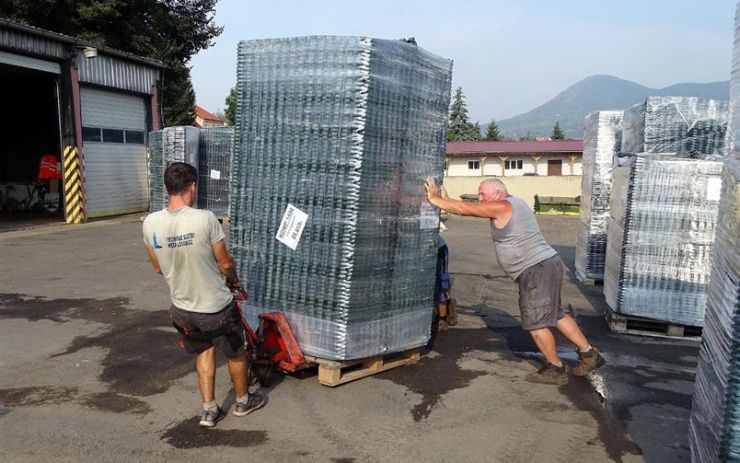 Do Lovosic dorazilo 430 kompostérů. Jejich výdej začne v pondělí