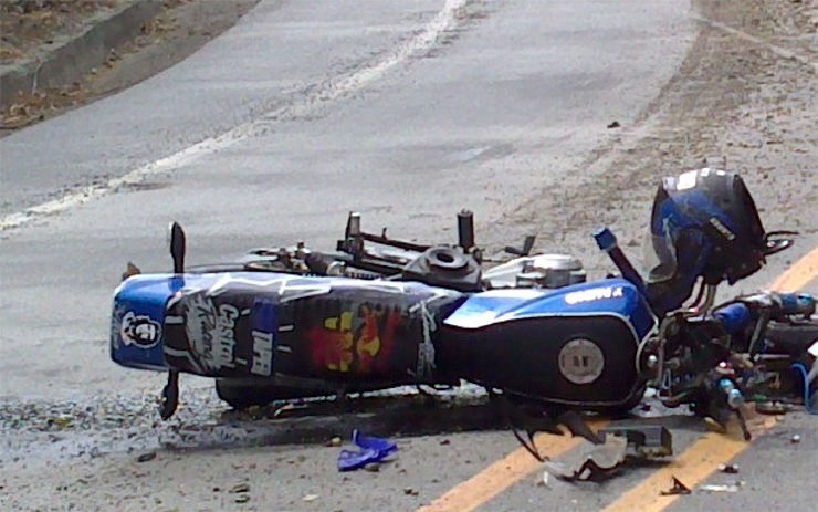 AKTUÁLNĚ: V Litoměřicích se srazilo auto s motorkářem, na místě je záchranka a policie