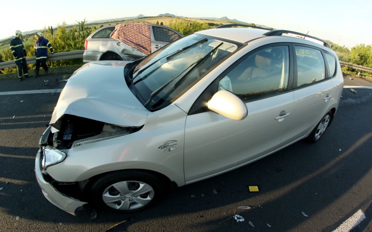 AKTUÁLNĚ: Pozor na dopravní komplikace! Na dálnici D8 došlo ráno ke dvěma nehodám