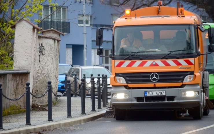 Nezapomeňte přeparkovat! V příštím týdnu se budou čistit tyto ulice